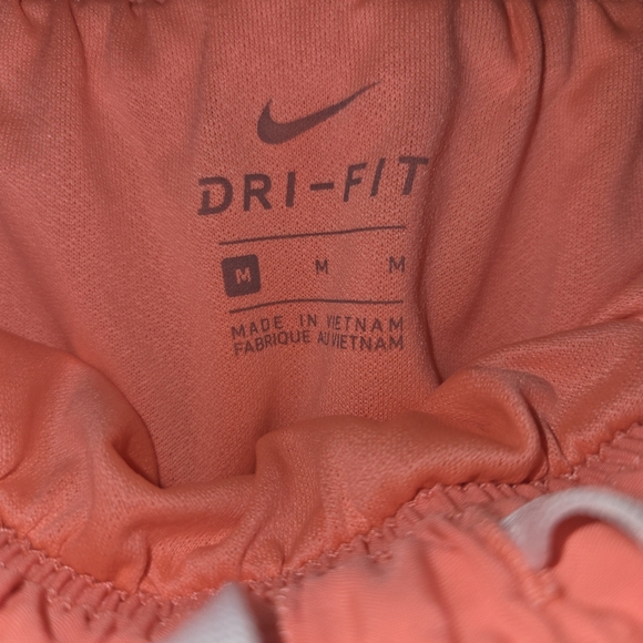 Nike Women's Coral Athletic Shorts - Picture 4 of 8